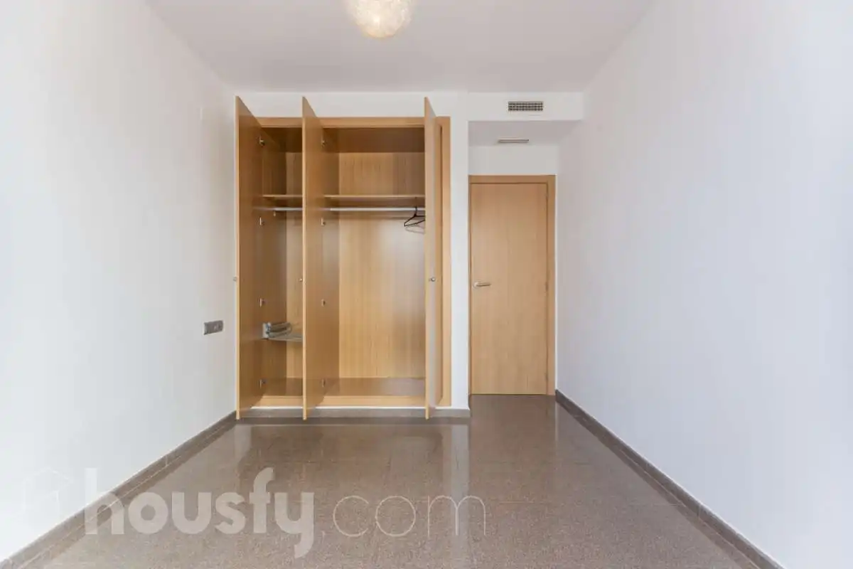Dormitori de Pis de lloguer en Massamagrell amb Terrassa