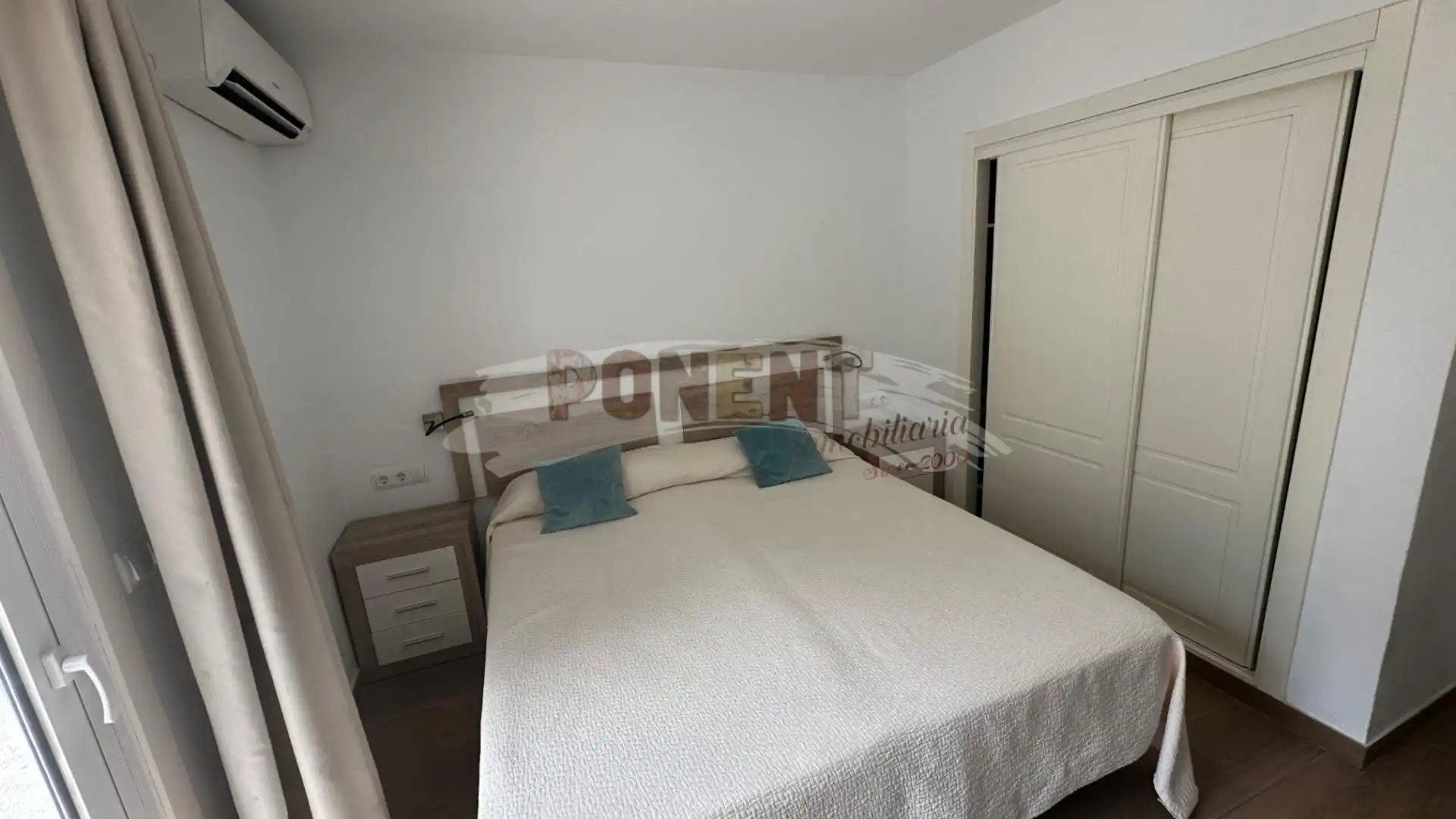 Dormitori de Apartament en venda en Sant Josep de sa Talaia amb Aire condicionat, Terrassa i Moblat