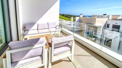 Duplex en venta en La Alcaidesa con impresionantes vistas al mar en Alcaidesa Links, immagine 4