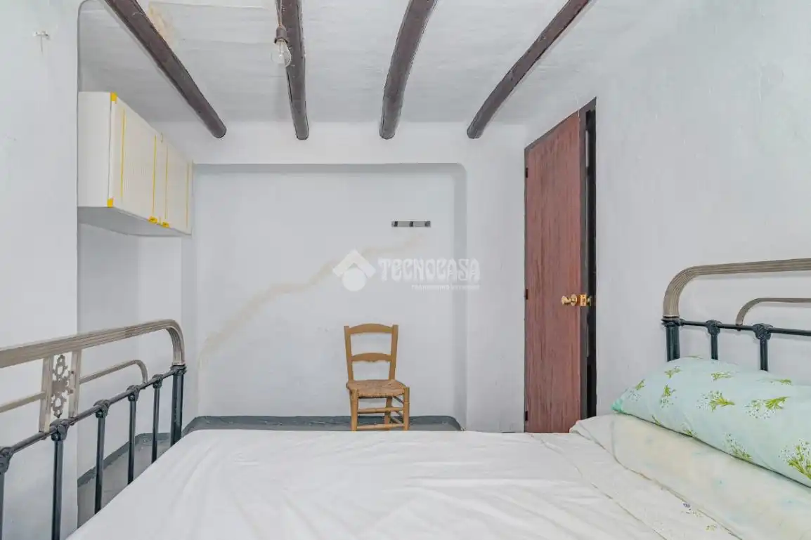 Dormitori de Casa adosada en venda en Loja