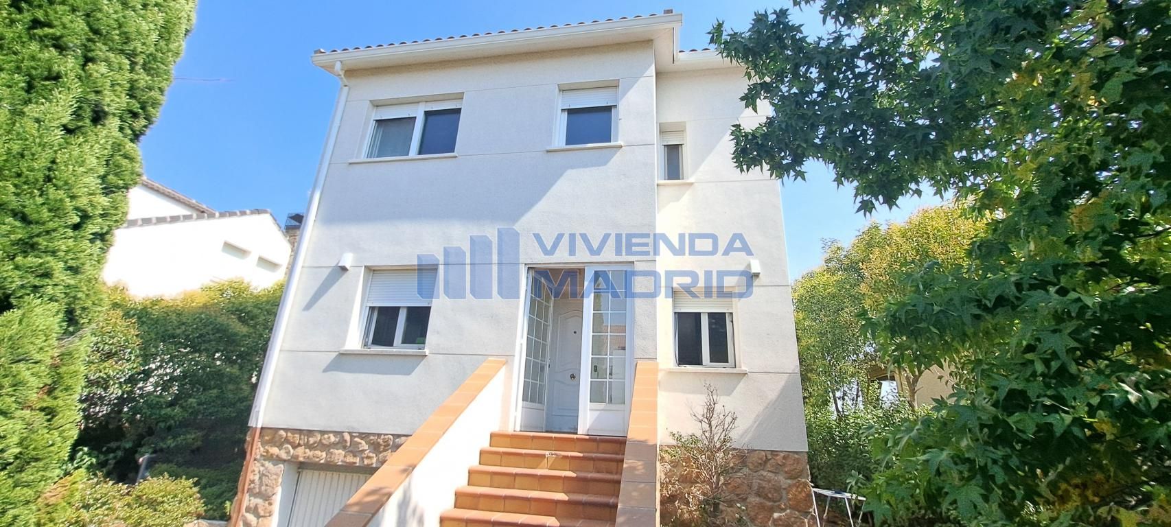Vista exterior de Casa o xalet en venda en Valdetorres de Jarama amb Calefacció i Piscina