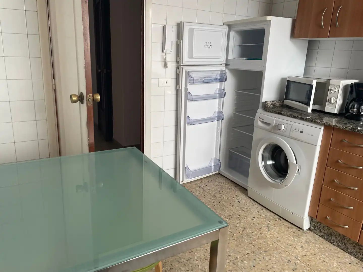 Cocina de Piso de alquiler en Santiago de Compostela  con Amueblado