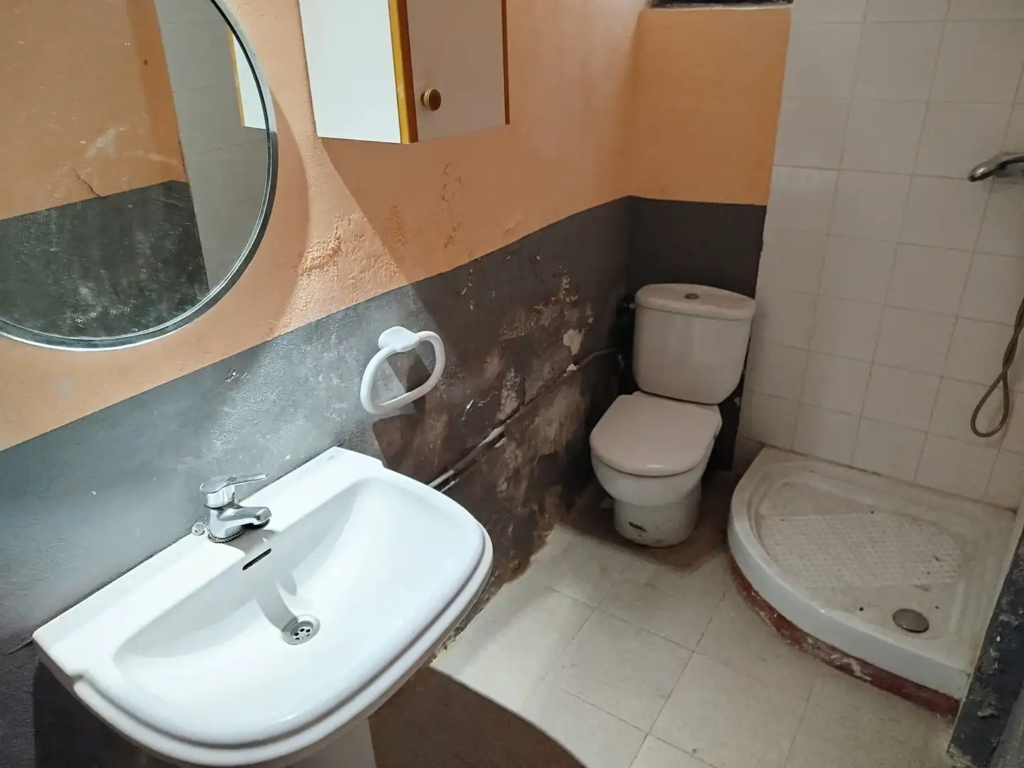Baño de Finca rústica en venta en Azanuy-alins con Terraza y Trastero