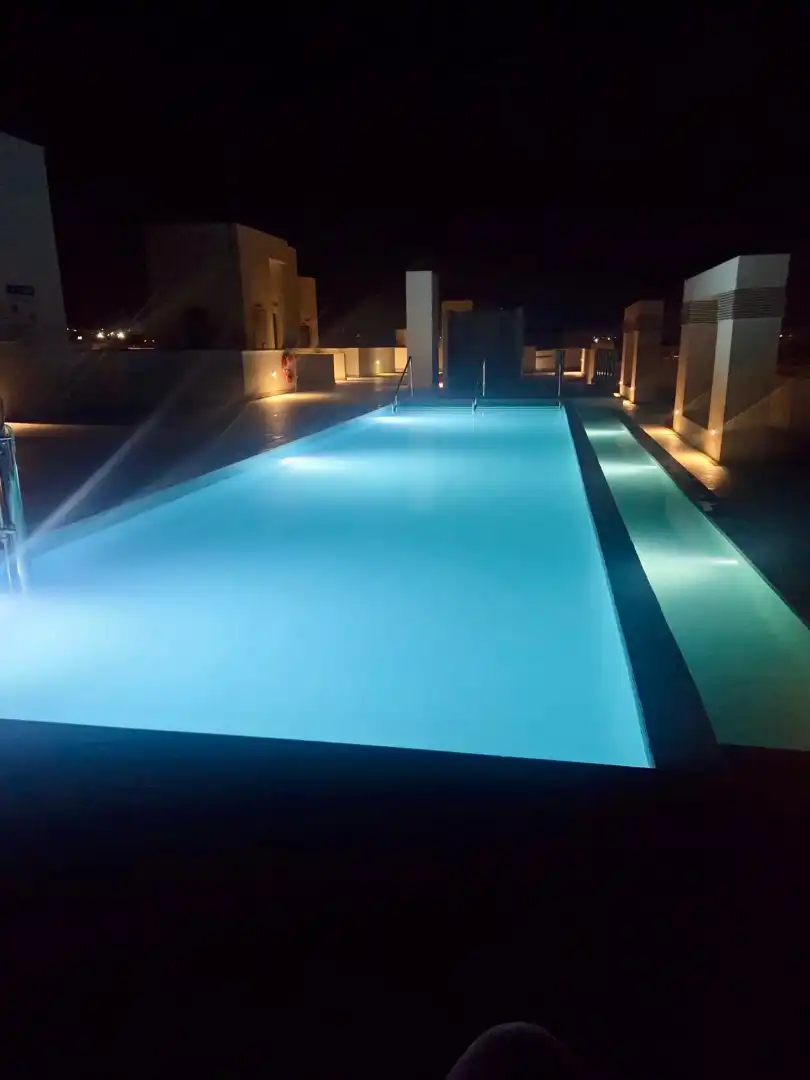 Piscina de Piso en venta en Almería con Aire acondicionado, Calefacción y Parquet