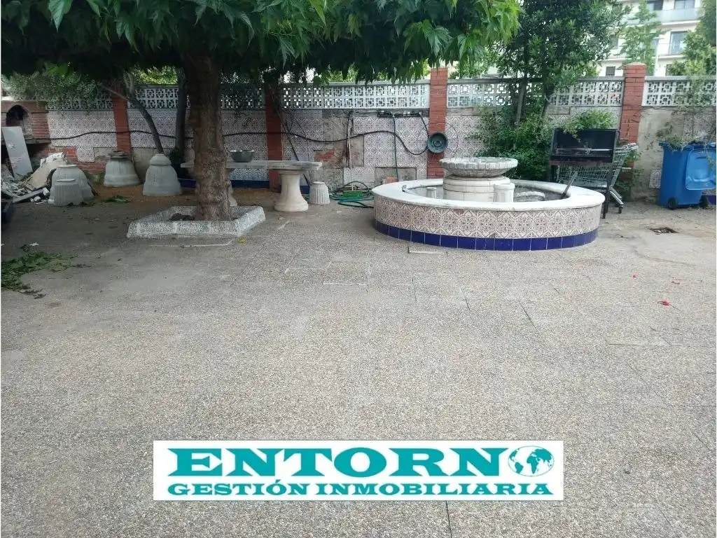 Terraza de Casa o chalet en venta en Santa Perpètua de Mogoda con Jardín privado, Terraza y Trastero