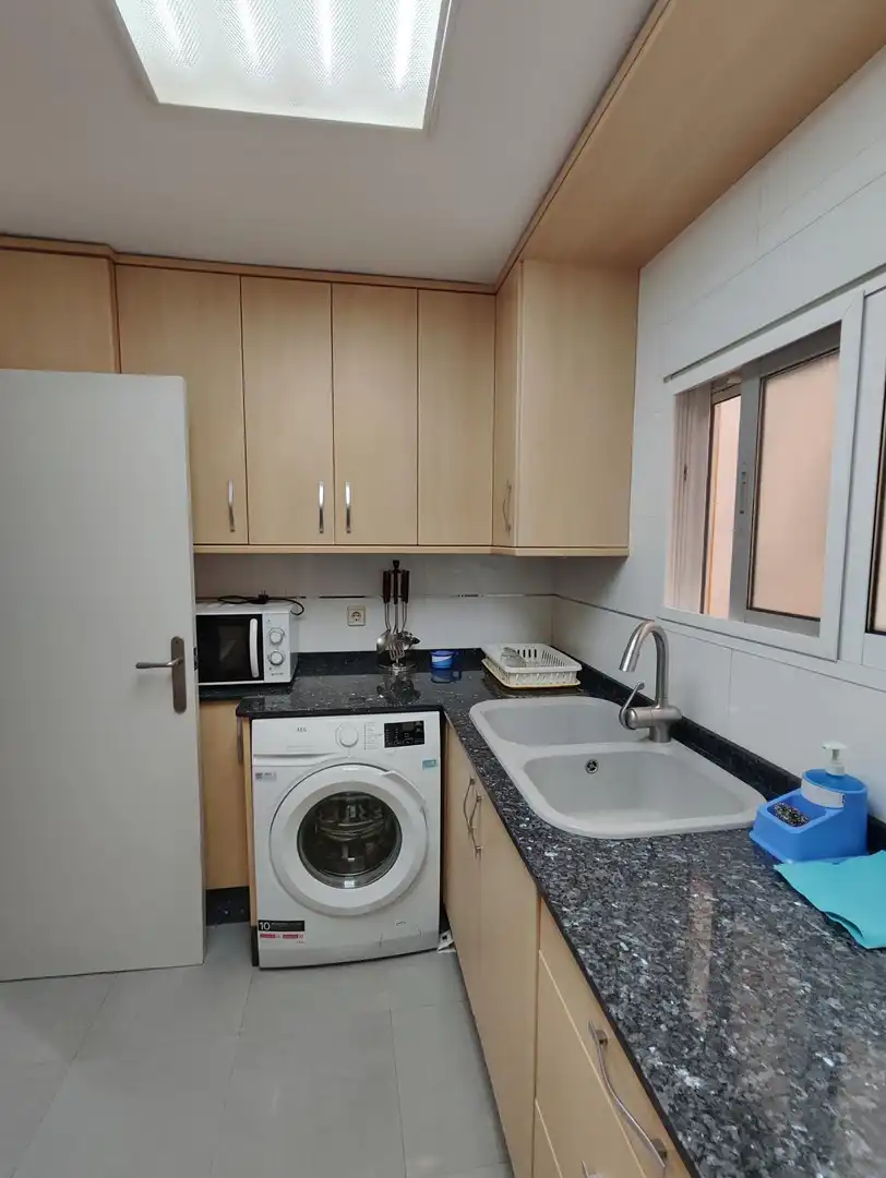 Küche von Wohnung zur Miete in Valencia mit Klimaanlage, Heizung und Möbliert