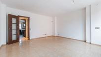 Flat for sale in Méntrida  with Air Conditioner