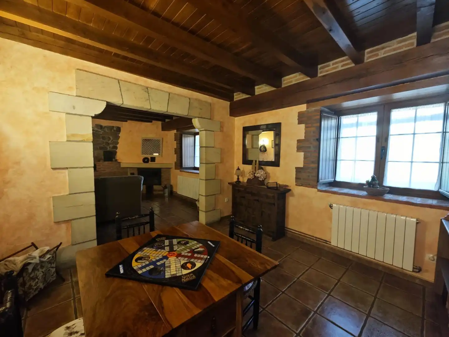 Menjador de Casa o xalet en venda en Cieza (Cantabria) amb Calefacció