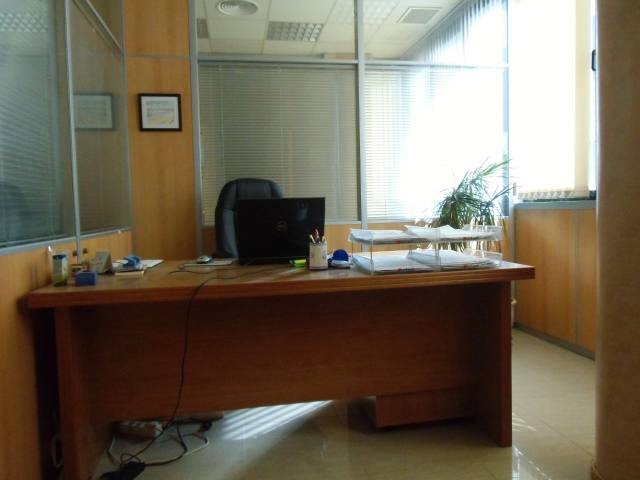 Oficina en Alquiler en Calle Cólquide, 6 en El Caño - Maracaibo