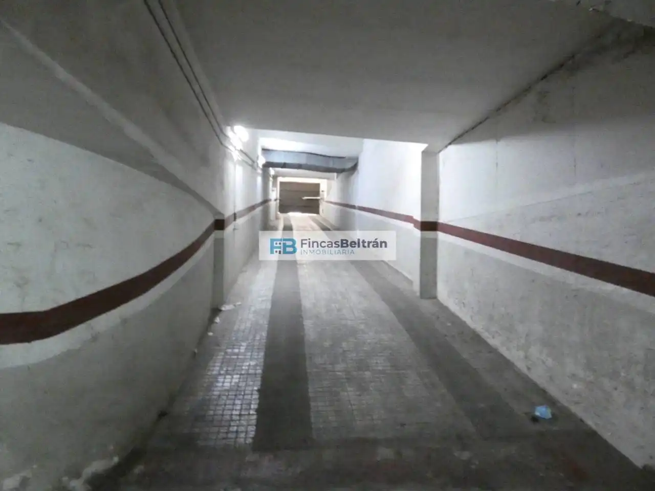 Einzelparkplatz mit Aufzug zum Verkauf in Avenida CORTS VALENCIANES, imagen 4
