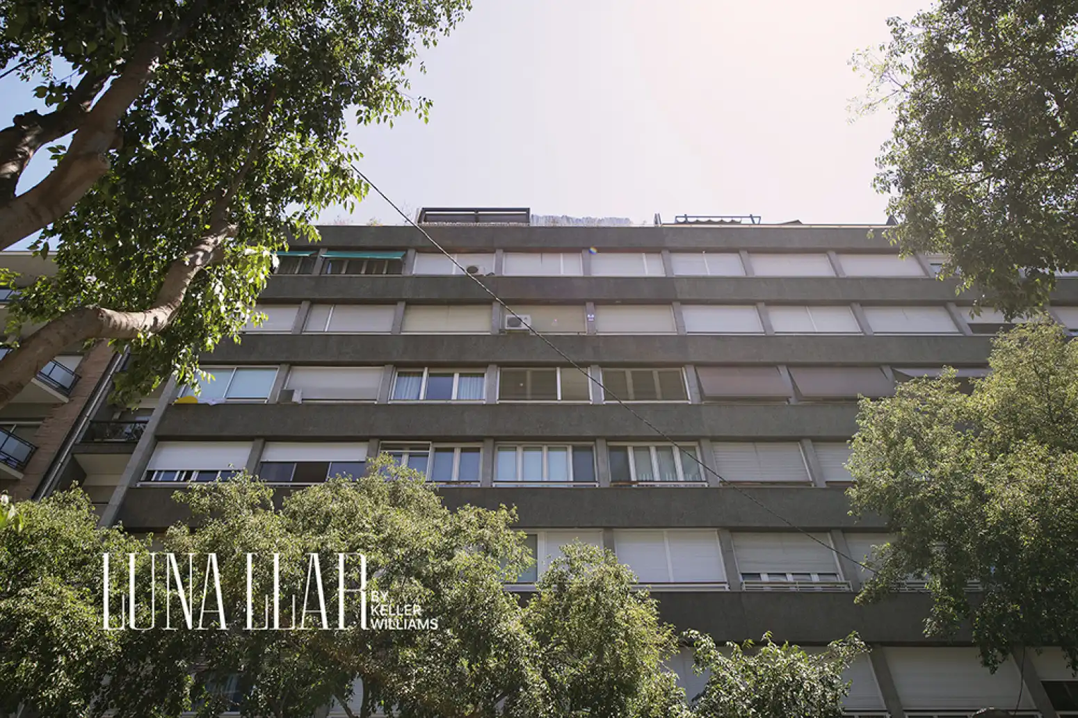Vista exterior de Piso en venta en Barcelona