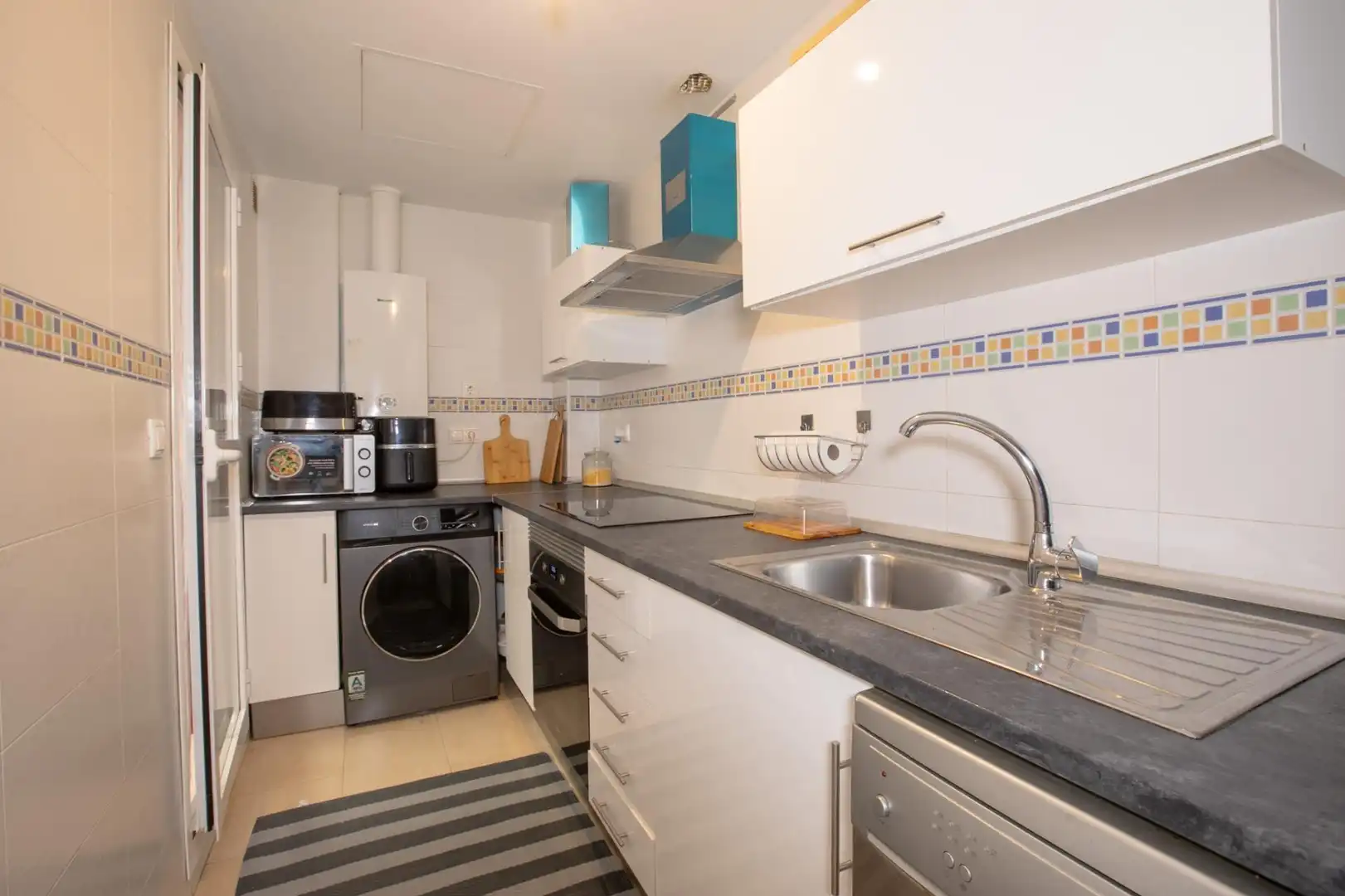 Cuina de Apartament en venda en Cártama amb Aire condicionat, Parquet i Traster