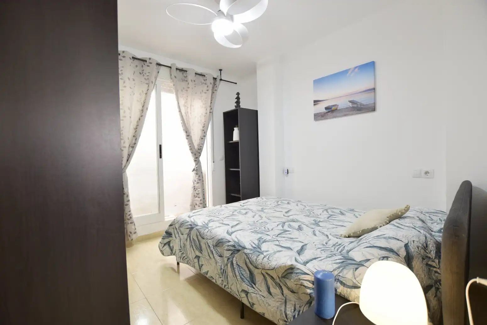 Habitación de Piso en venta en Moncofa con Aire acondicionado y Amueblado