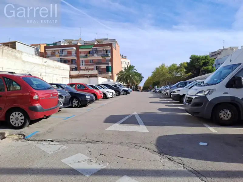 Aparcament de Residencial en venda en Esplugues de Llobregat