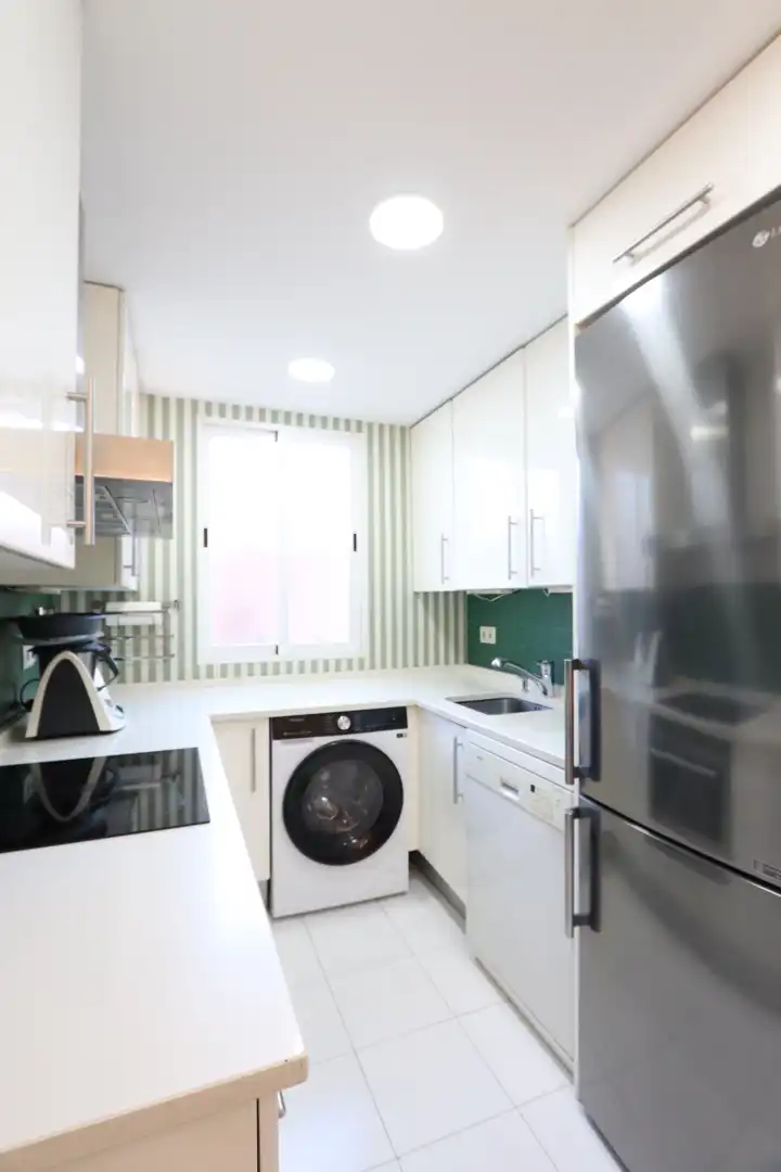 Cocina de Piso de alquiler en Madrid con Aire acondicionado, Calefacción y Parquet