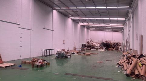 Foto 2 von Fabrikhallen zur Miete in Rúa José María Rivera Corral, Vioño, A Coruña Capital