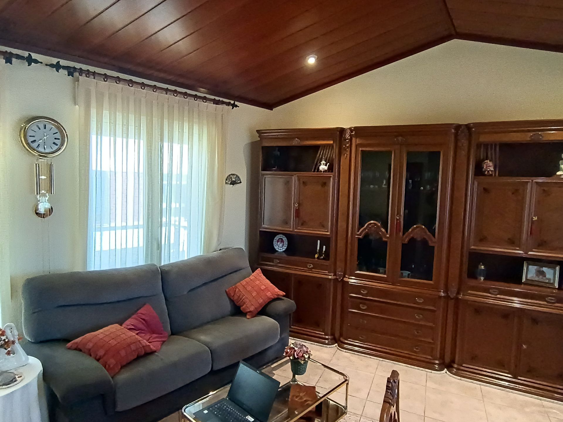 Sala d'estar de Casa o xalet en venda en Villafranca del Cid / Vilafranca amb Calefacció, Terrassa i Moblat