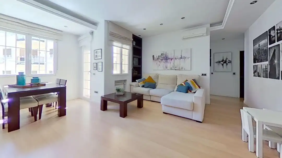Sala de estar de Piso de alquiler en Madrid con Aire acondicionado, Calefacción y Balcón