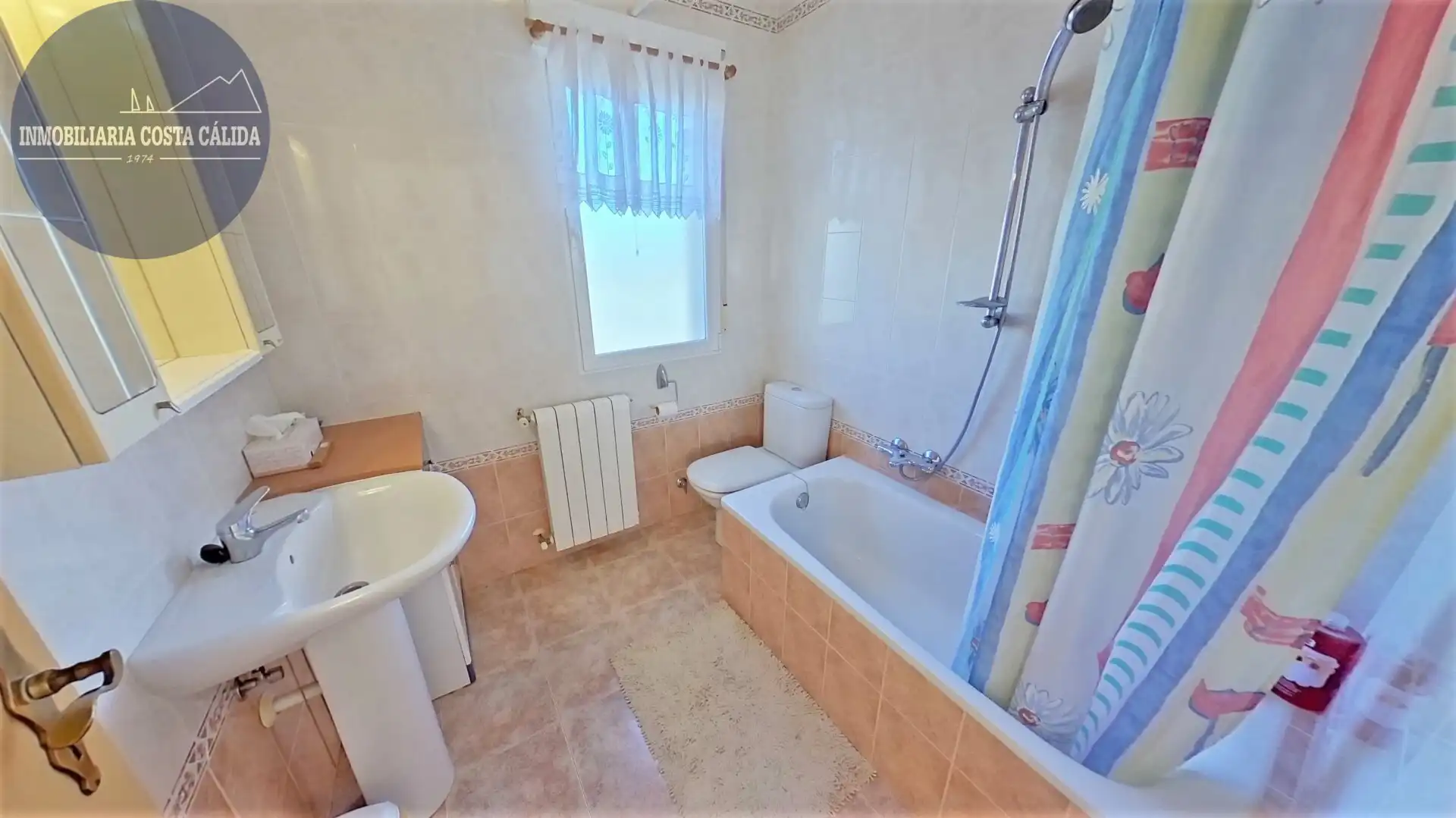 Baño de Casa o chalet en venta en Águilas con Aire acondicionado, Calefacción y Jardín privado