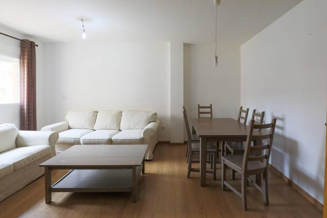 Piso en Venta en Calle MARIA AUXILIADORA en Las Flores - Huerta