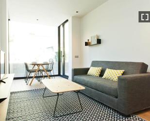 Living room of Flat to rent in  Barcelona Capital  with Air Conditioner, Heating and Furnished