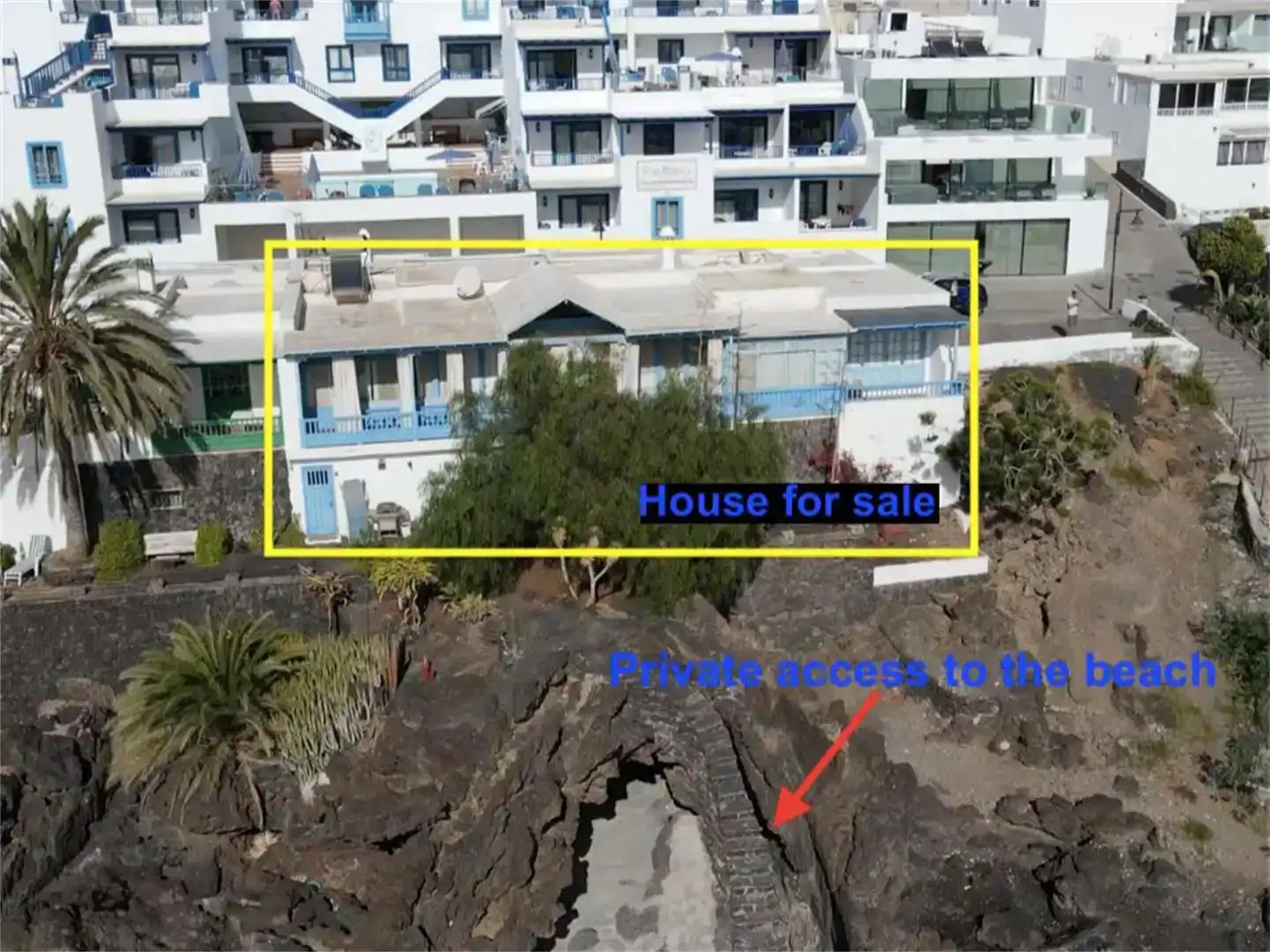 Vista exterior de Casa adosada en venda en Tías amb Aire condicionat i Balcó