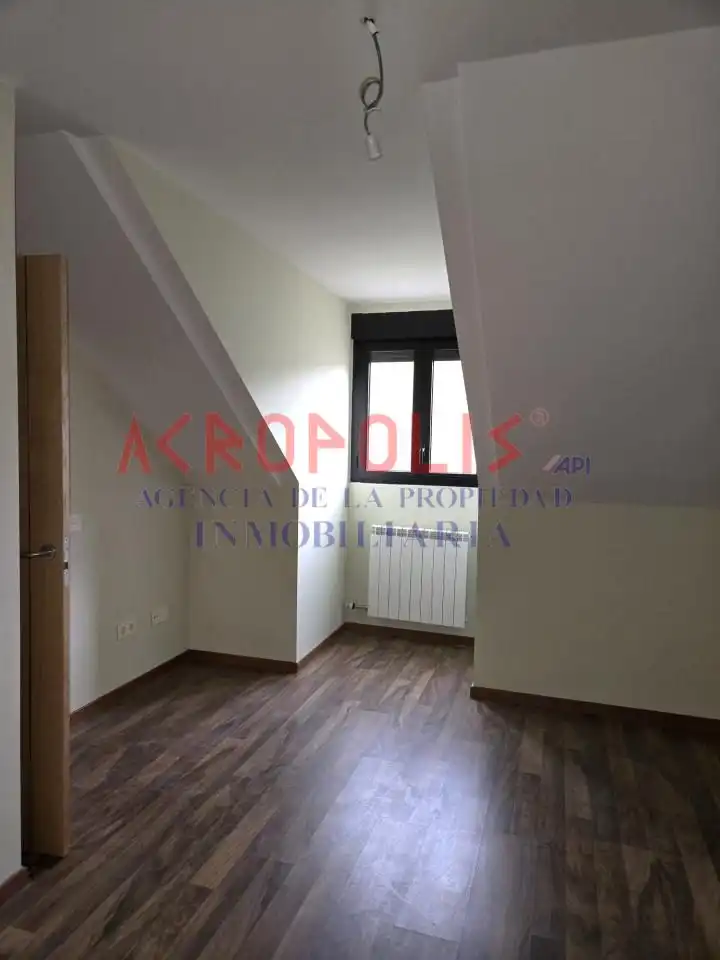 Dúplex amb ascensor en venda a Calle E Alonso S-lomb, imagen 11
