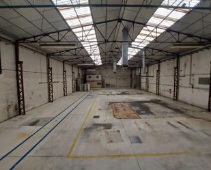 Industrial buildings to rent in Viana