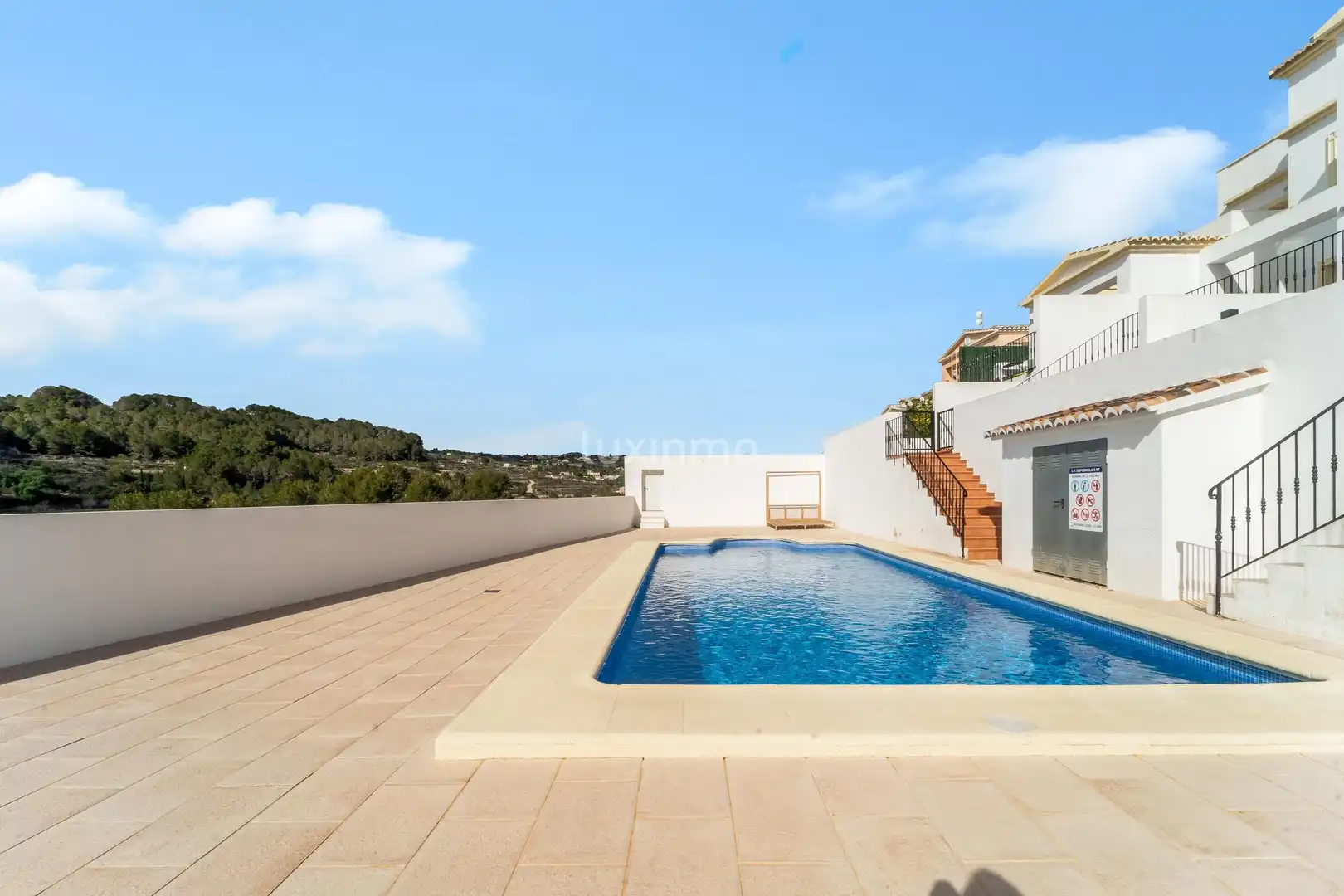 Piscina de Casa adosada en venda en Calpe / Calp amb Aire condicionat, Terrassa i Piscina comunitària