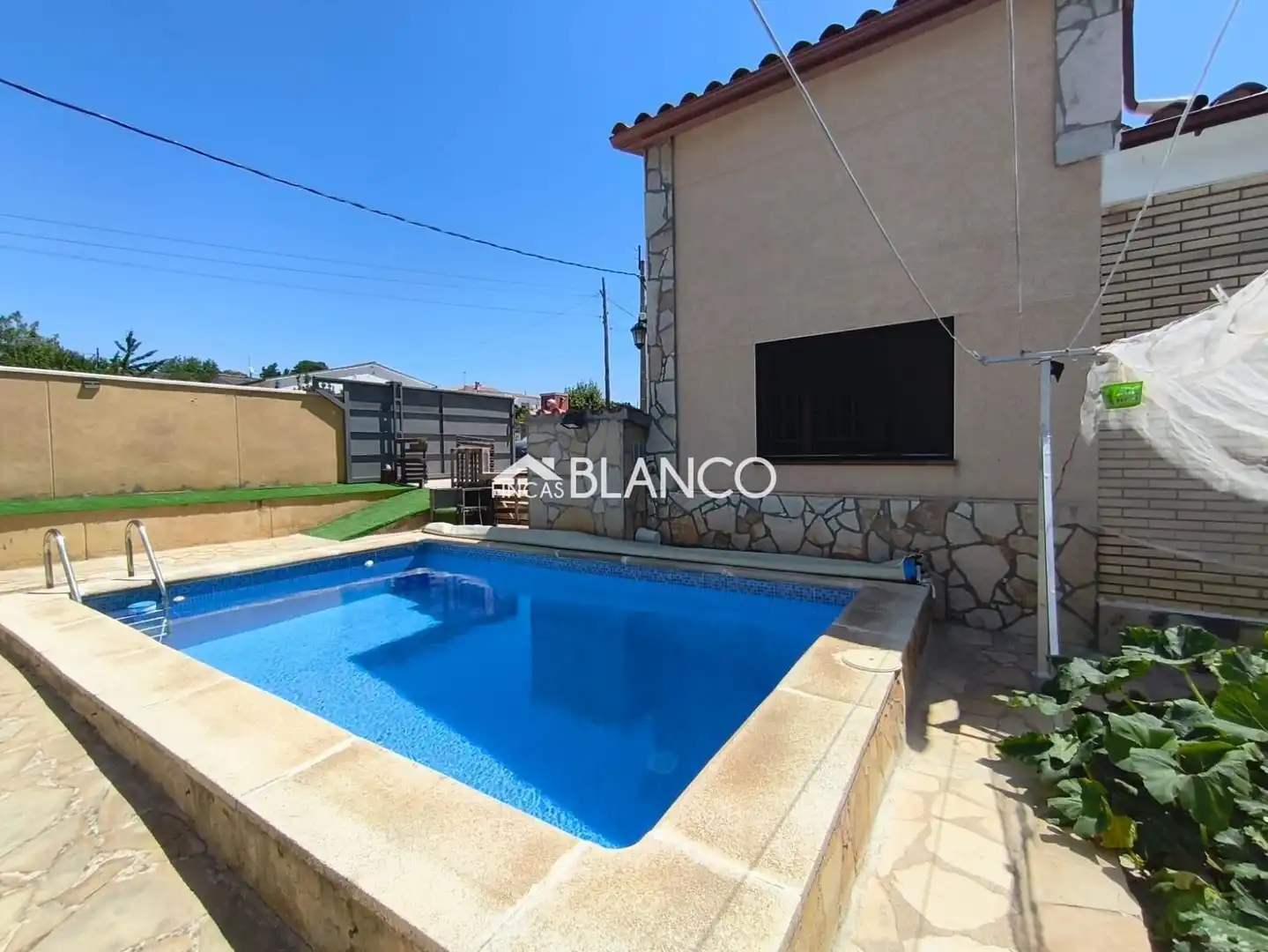Exterior view of Houses for sale in Piera  with Heating and Swimming Pool