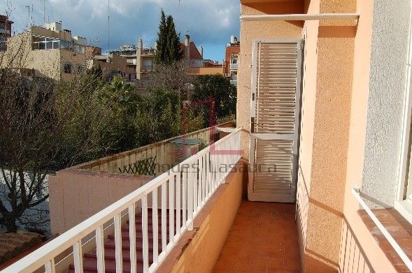Terraza de Piso en venta en Figueres con Calefacción y Terraza