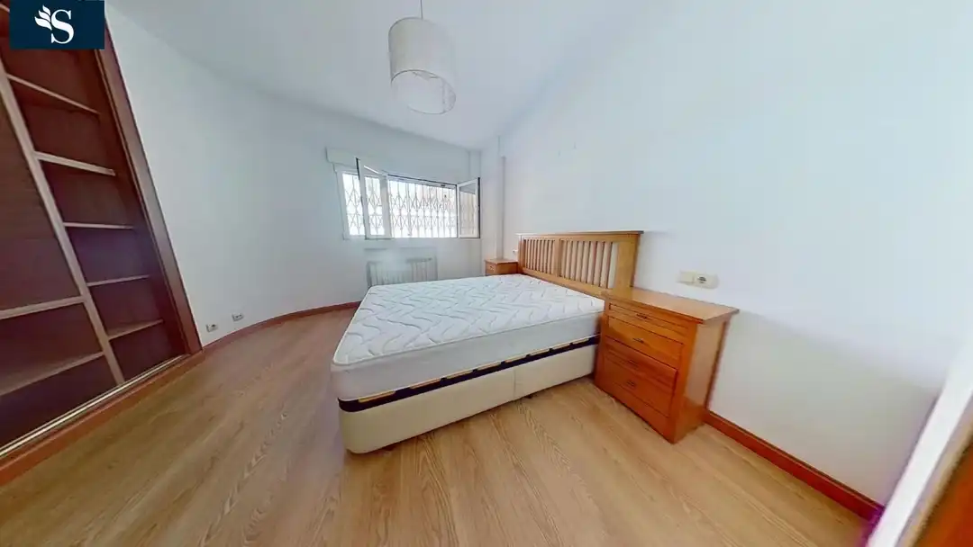 Bedroom of Flat for rent in Madrid  with Air Conditioner, Heating and Terrace