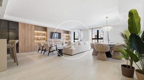 Photo 3 of Flat to rent in Calle de Castelló, Castellana, Madrid