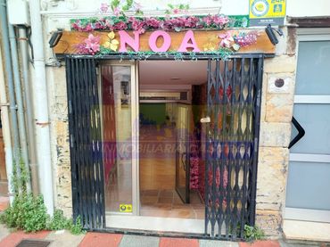 Locale commerciale in affitto a Calle Bilbao 5