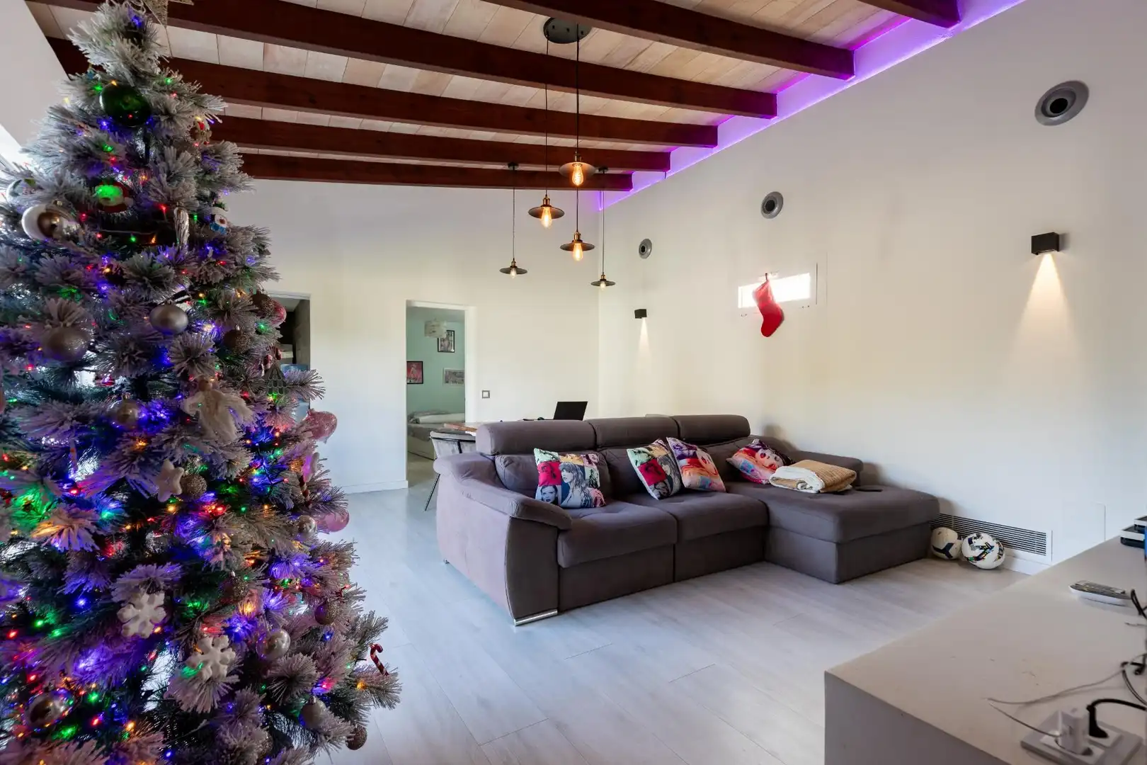 Sala d'estar de Casa o xalet en venda en  Palma de Mallorca amb Aire condicionat, Jardí privat i Parquet