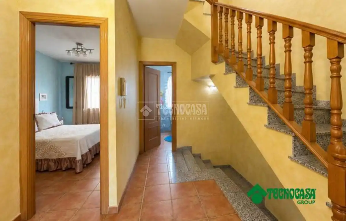 Casa adosada en venta en Torrijos con Aire acondicionado, Calefacción y Jardín privado