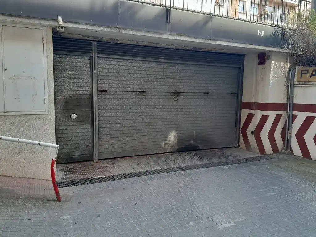 Aparcament de Garatge en venda en Montcada i Reixac