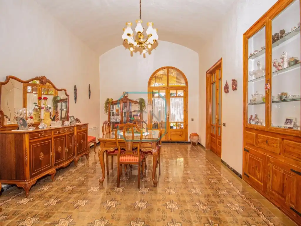 Casa o chalet en venta en Arenys de Munt con Jardín privado, Terraza y Balcón