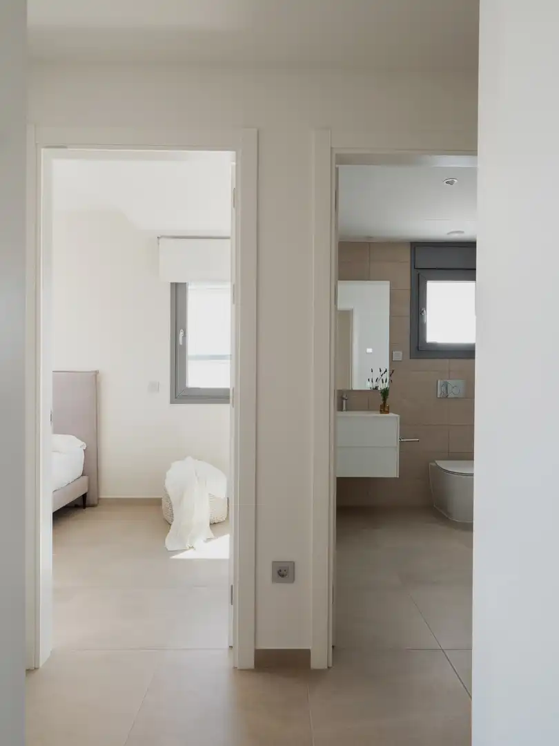Baño de Dúplex en venta en Ses Salines con Aire acondicionado, Jardín privado y Terraza
