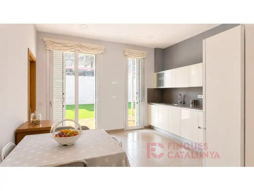 Cuina de Casa o xalet en venda en Girona