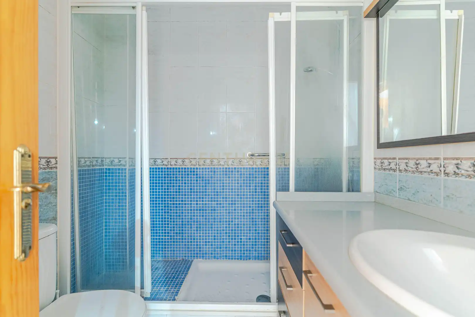 Apartament amb terrassa en venda a C. Abén Humeya, Salobreña, Spain Edificio sotillo, imagen 8