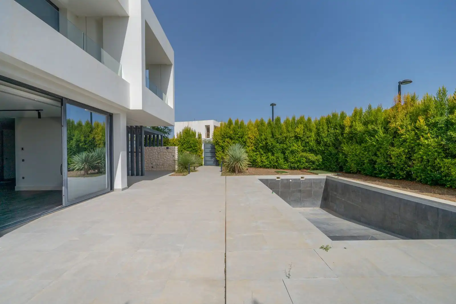 Terrassa de Casa o xalet en venda en Estepona amb Jardí privat, Traster i Piscina
