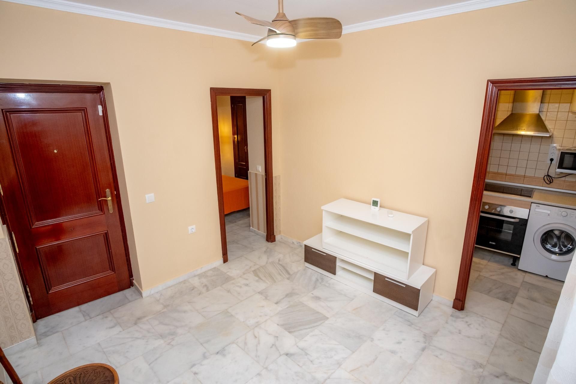 Dormitori de Pis en venda en  Cádiz Capital amb Alarma