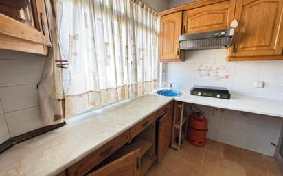 Kitchen of Flat for sale in  Madrid Capital  with Heating