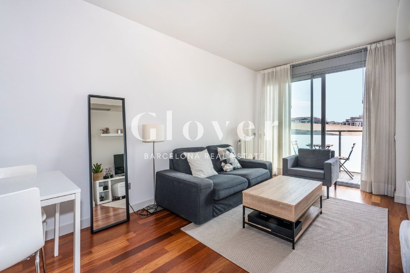 Living room of Flat to rent in  Barcelona Capital  with Air Conditioner, Heating and Storage room