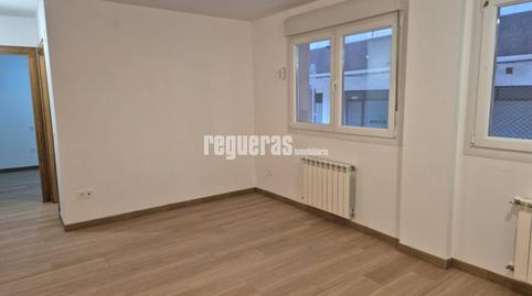 Foto 5 de Apartament de lloguer a Calle Palacio Valdés, Sama, Asturias