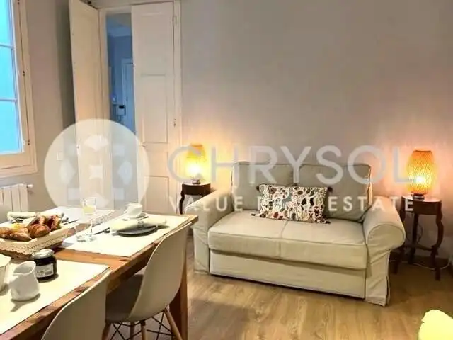 Living room of Flat for sale in  Barcelona Capital  with Air Conditioner, Parquet flooring and Balcony