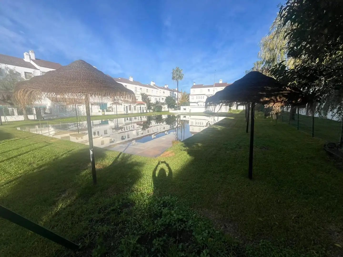 Vista exterior de Casa adosada en venta en El Portil con Jardín privado, Terraza y Amueblado