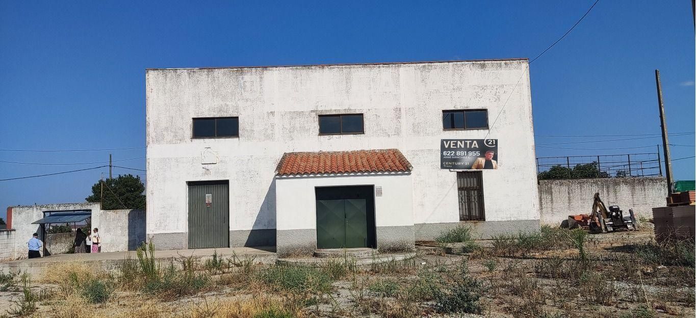 Exterior view of House or chalet for sale in Jaraicejo  with Storage room