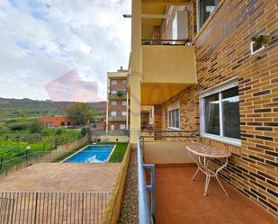 Vista exterior de Apartament en venda en Villamediana de Iregua amb Calefacció, Jardí privat i Terrassa